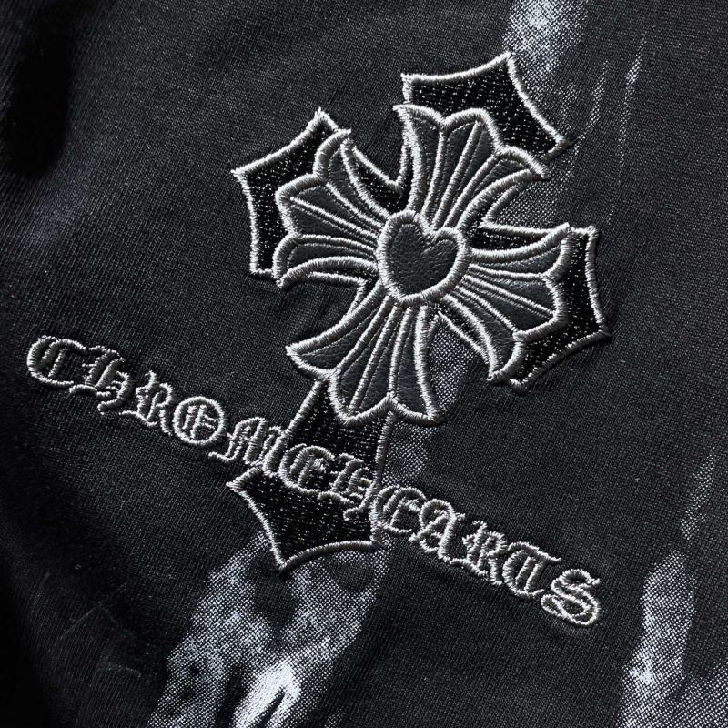 Chrome Hearts Paint Splash Heart Fleur Cross Graphic Tee – Black / White