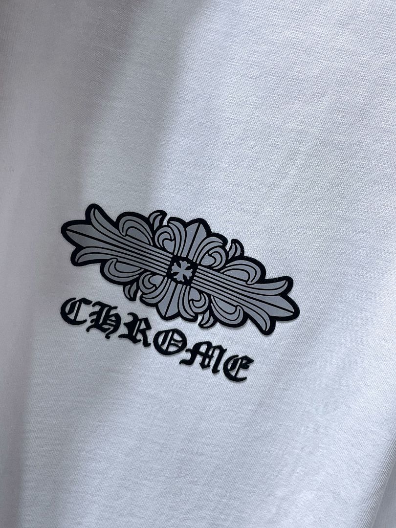 Chrome Hearts Gothic Logo Fleur Cross Ornament Tee – White