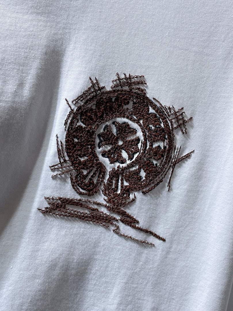 Chrome Hearts Crystal Beaded Horseshoe Cross Embroidered Tee – White